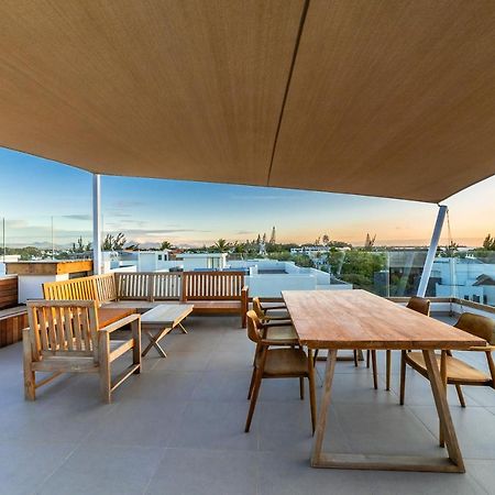 Penthouse 13 - One Bay Residence With Private Rooftop Terrace And Dip In Pool Перейбер Экстерьер фото
