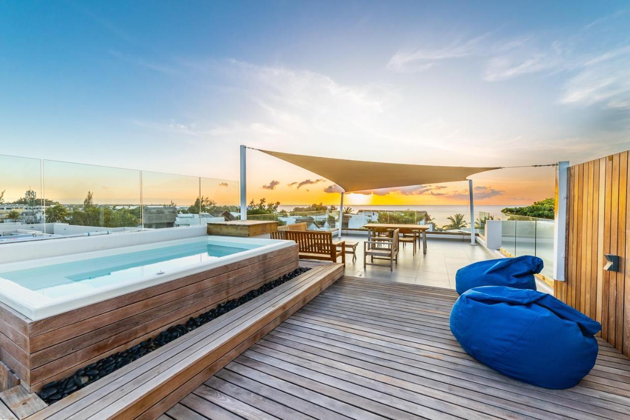 Penthouse 13 - One Bay Residence With Private Rooftop Terrace And Dip In Pool Перейбер Экстерьер фото