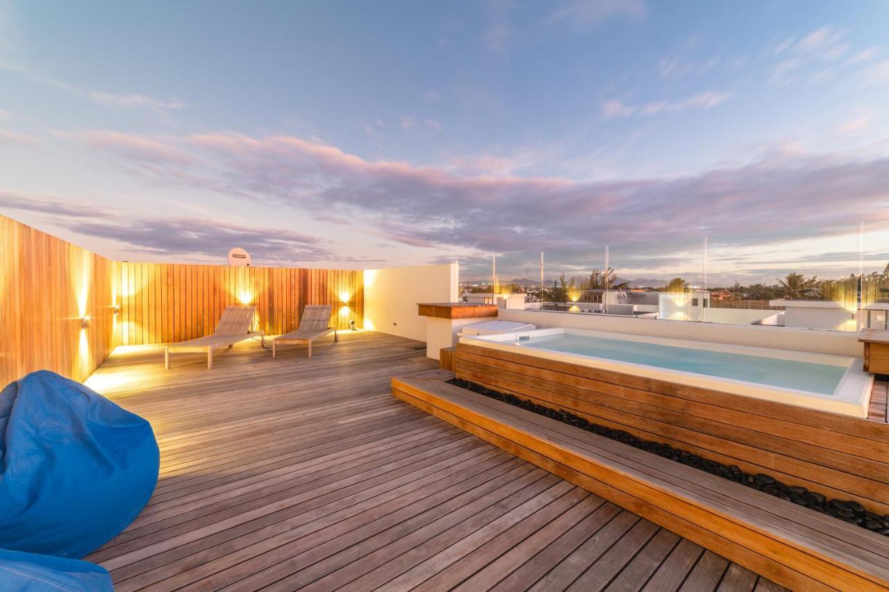 Penthouse 13 - One Bay Residence With Private Rooftop Terrace And Dip In Pool Перейбер Экстерьер фото