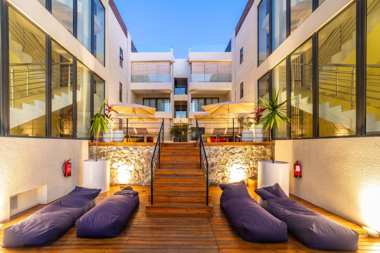 Penthouse 13 - One Bay Residence With Private Rooftop Terrace And Dip In Pool Перейбер Экстерьер фото